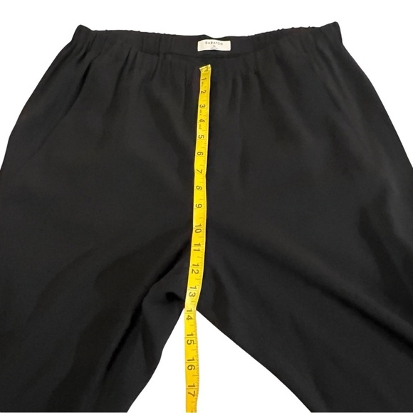 Aritzia Babaton Women’s Black Crepe Cropped Pleated Dress Pants Trousers XL - Picture 7 of 15